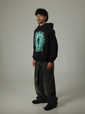 Hoodie negro oversized Transcendence Hoodie Black de Moncyre Studios.