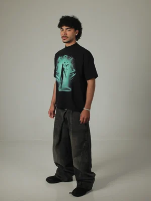 Camiseta negra oversized Transcendence T-Shirt de Moncyre Studios